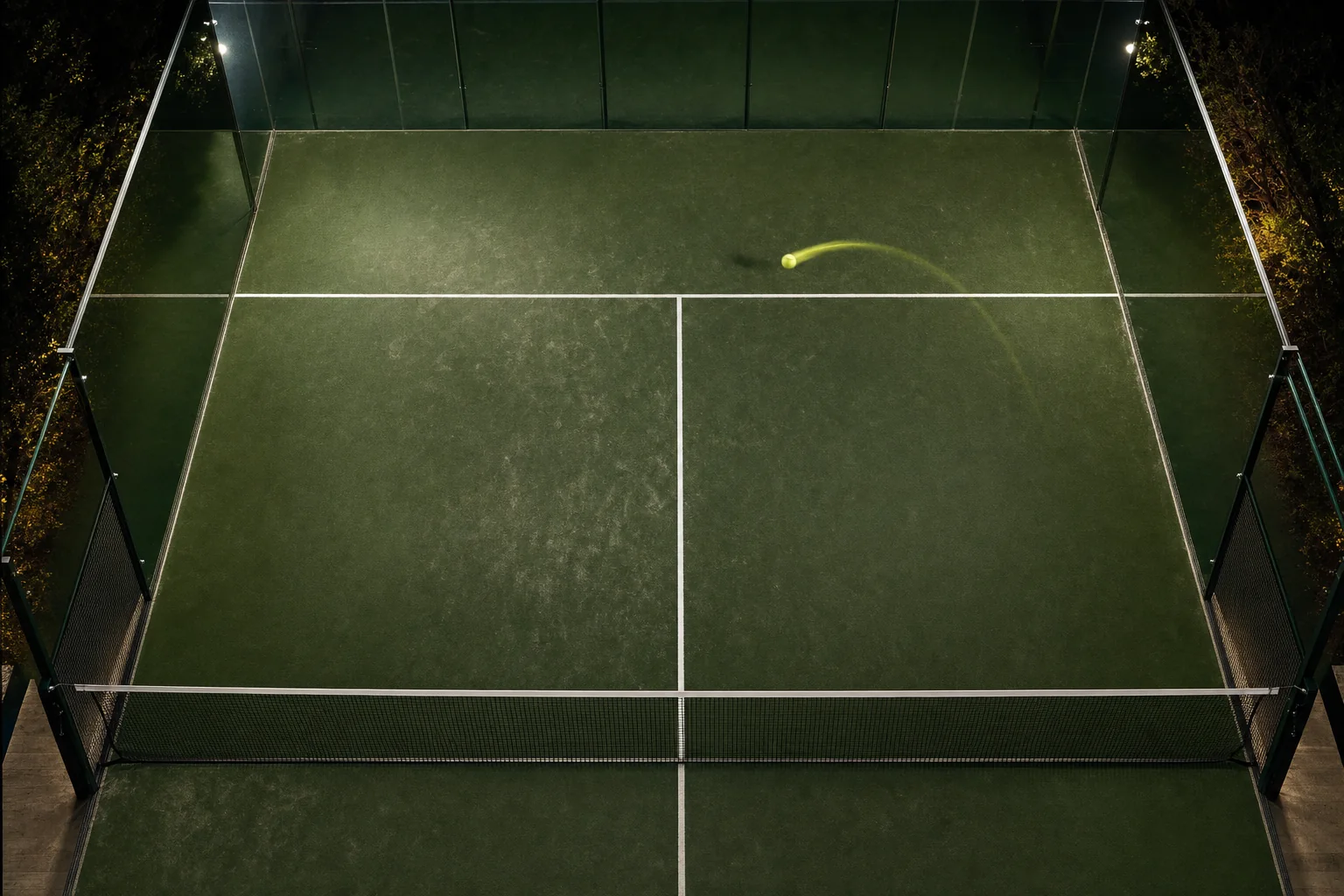 Night padel court glass and service lines
